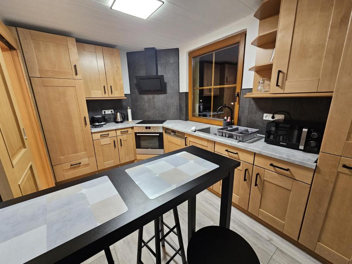 Fewo Am See, Ferienhaus, 7 Schlafzimmer, Waschmaschine, Businesswohnung Salzgitter Eksteriør bilde